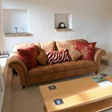 Holiday home Hookstone House